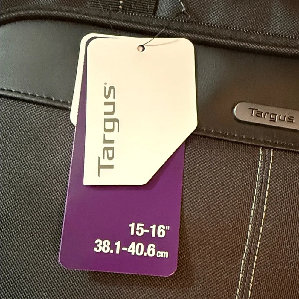 Targus - 15-16” Classic Slim Briefcase - Laptop Bag - New With Tags